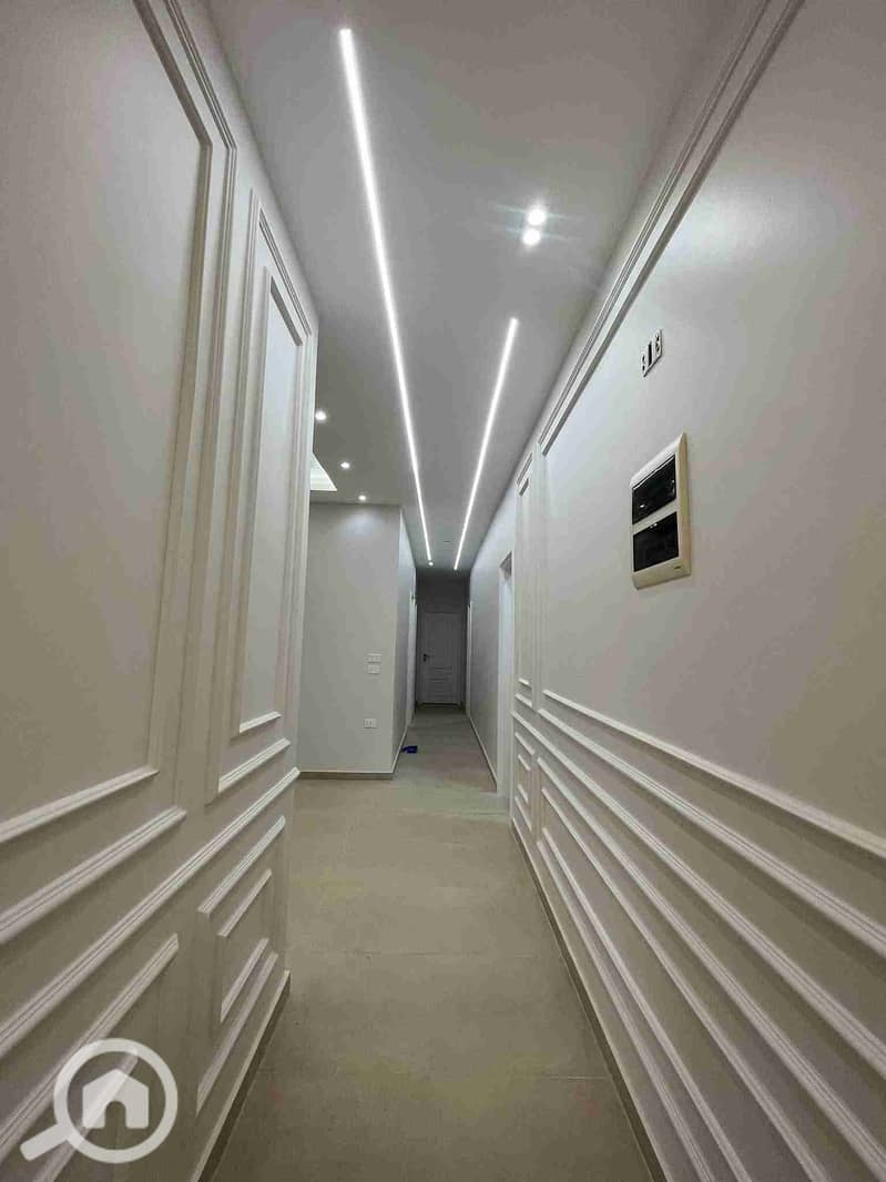 1000591500. jpg 1000591500. jpg