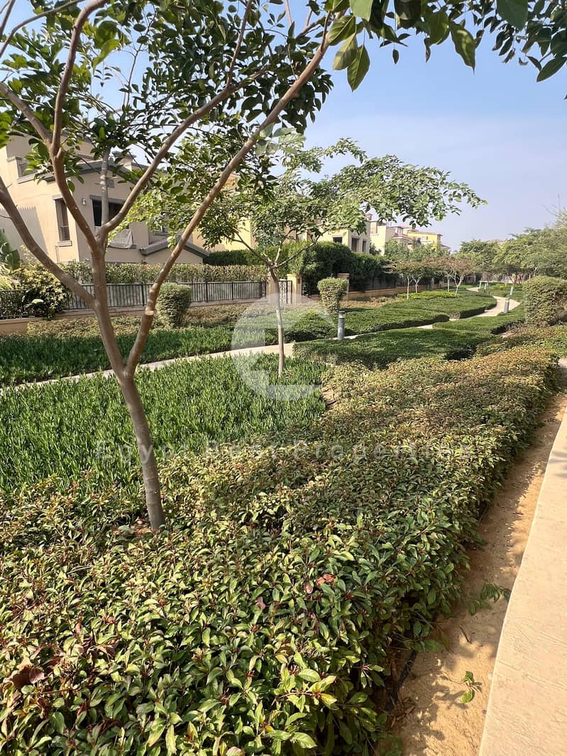 2 5b1d271d-3b52-4a38-82c6-3297ea1e20fc. jpeg