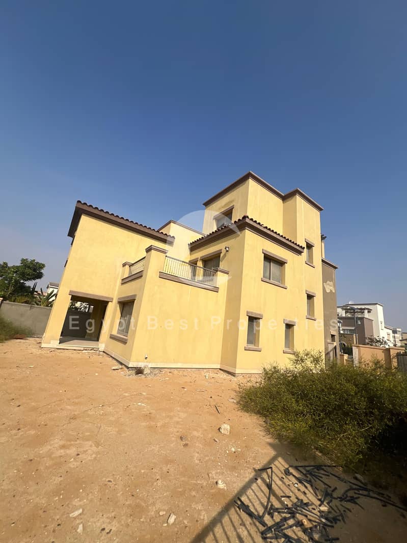 4 62d0ea7b-3697-4693-a1dd-272a78d11e96. jpeg