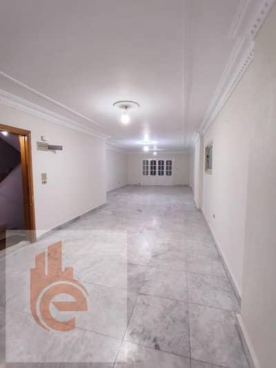 3 Bedroom Apartment for Rent in Gianaclis, Alexandria - 24d641f0-9d42-4173-928b-68a9fd253acf. jpg 3 Bedroom Apartment for Rent in Gianaclis, Alexandria - 24d641f0-9d42-4173-928b-68a9fd253acf. jpg
