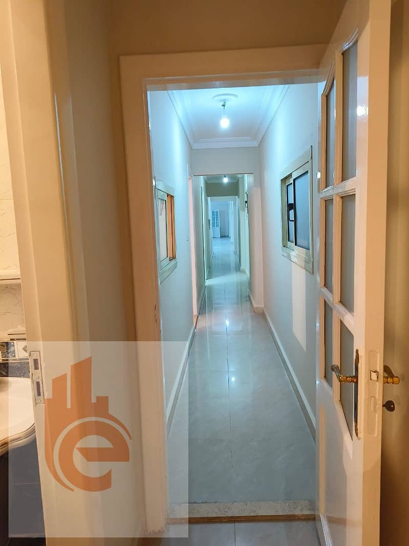 3 ceda610d-7100-4739-b9ab-65cd56409b35. jpg