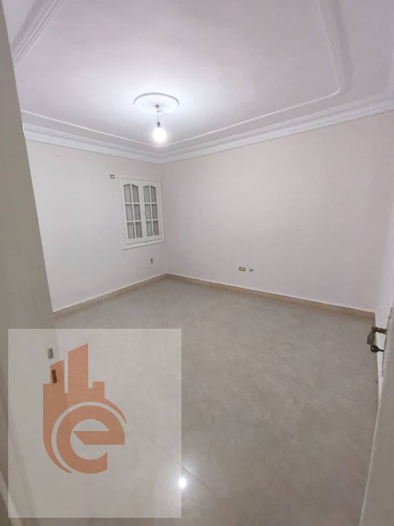 4 9633b6f0-8016-45bb-abc5-3a1f1d66f0a4. jpg