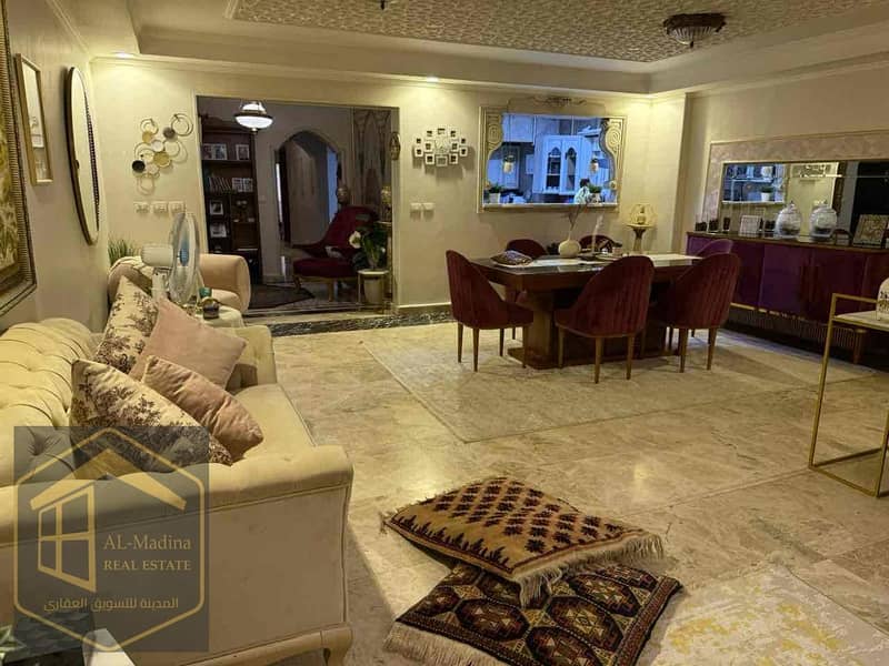 3 8bd0b745-730e-4755-a9ec-5e3424c5b4be. jpg