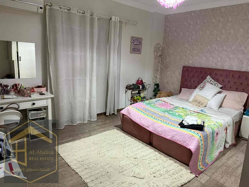 10 42e396b8-c1b3-419c-875c-ff7c6a4a2d8b. jpg