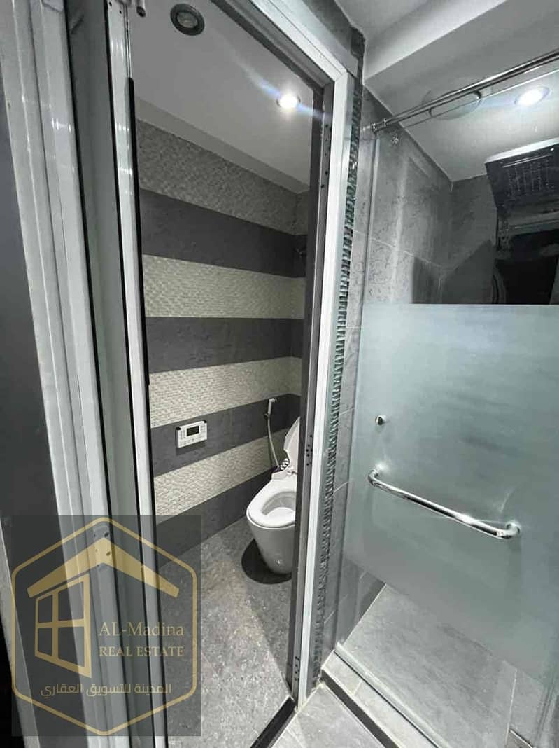 9 e3f6e4c6-58cb-42e5-8c0a-90a294d47a60. jpg