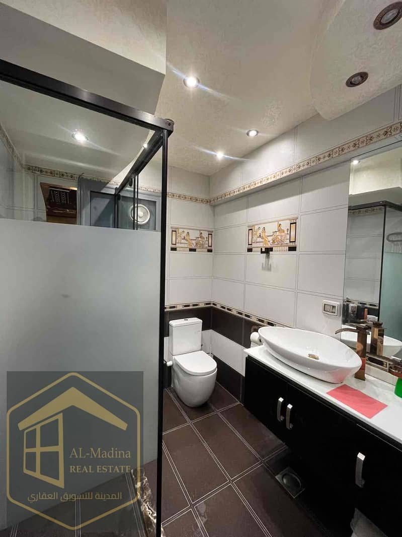 12 27d86eac-0754-4d86-a034-5c0310eb5be1. jpg