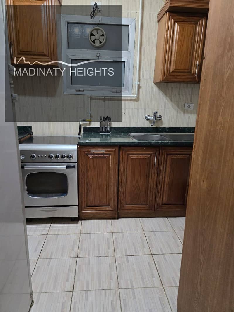 6 WhatsApp Image 2025-12-14 at 16.23. 32_2606f9ff. jpg