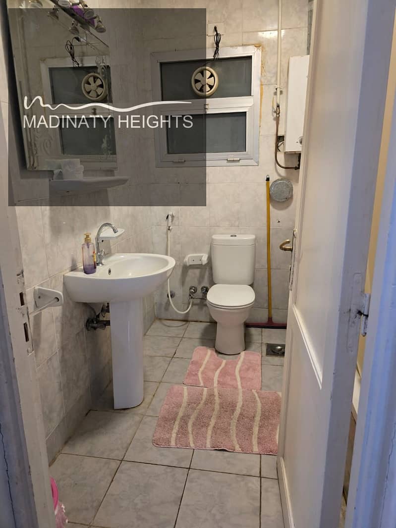 8 WhatsApp Image 2025-12-14 at 16.23. 33_6cdfd9c5. jpg