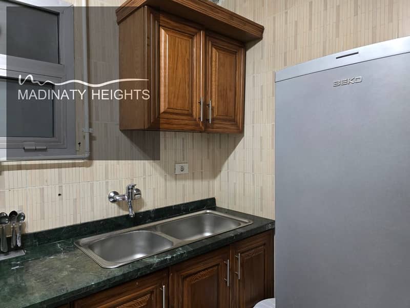 10 WhatsApp Image 2025-12-14 at 16.23. 33_964dd6a6. jpg