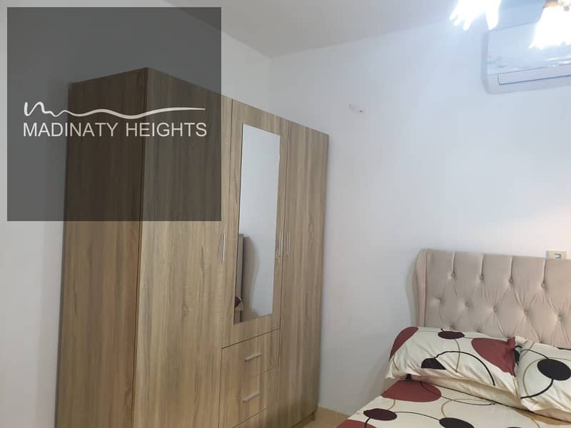 12 WhatsApp Image 2025-12-14 at 16.23. 34_00bb01f4. jpg