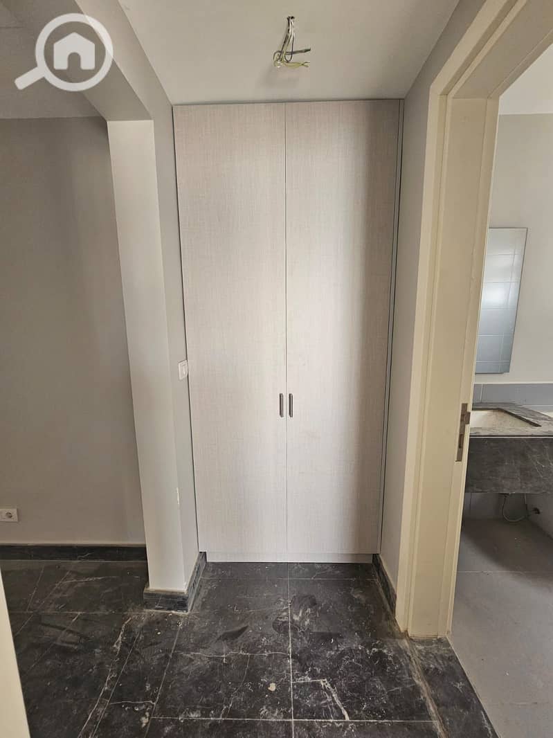 5 WhatsApp Image 2025-12-14 at 7.20. 39 PM (1). jpeg