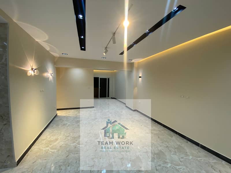 13 926435c6-8f0e-4aaa-abe9-1f27b9f547f7. jpg