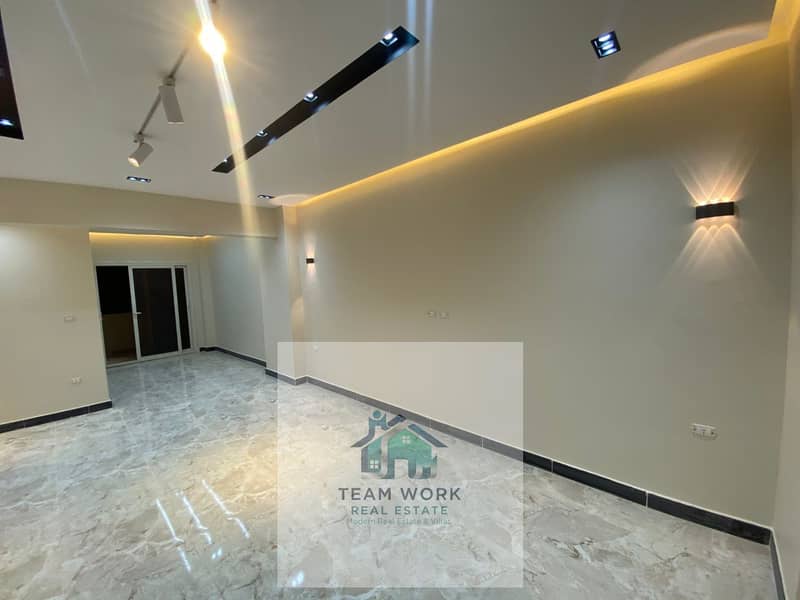 14 c082121b-8af8-4b65-b2cb-43ec004ae38e. jpg