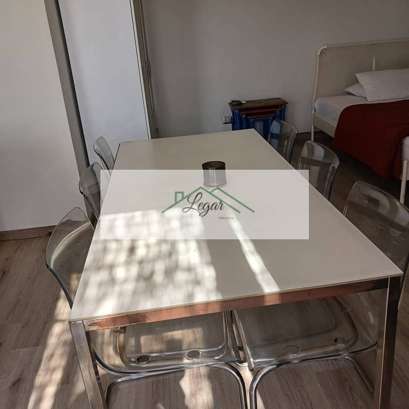 3 f833b8a5-d500-4bbd-86e2-cbe760284b8d. jpeg