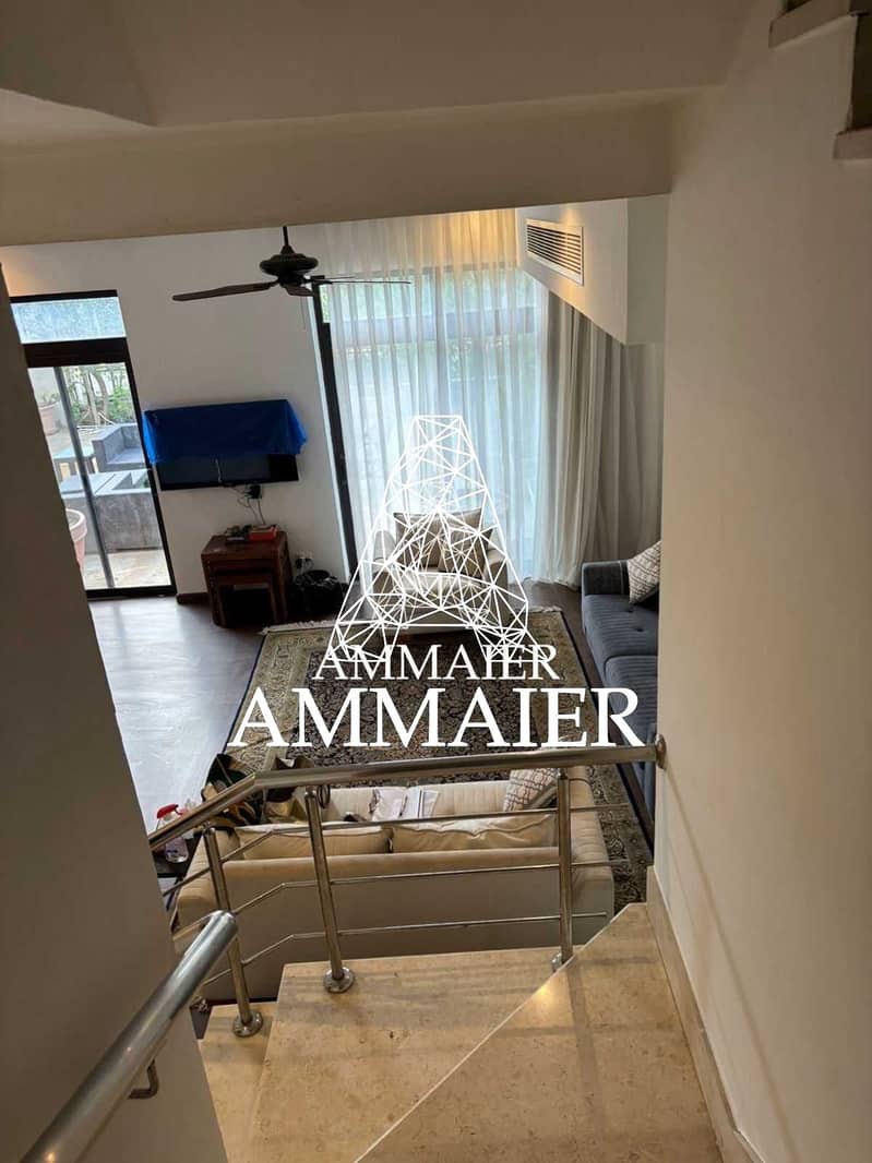 3 bxnhodwryUlJS1UEpoNFiZ8hXGeCIVaQSYCHXocp. jpg