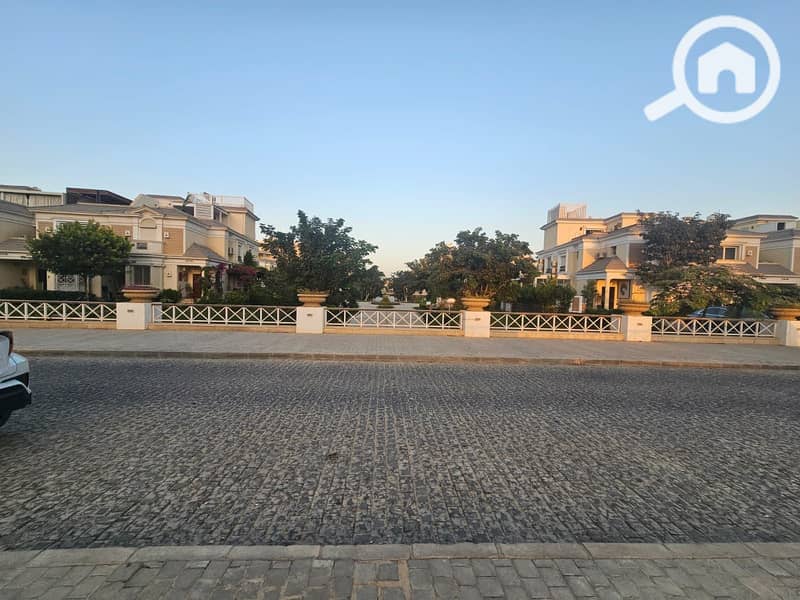 8 WhatsApp Image 2025-12-14 at 20.23. 22_08614187. jpg