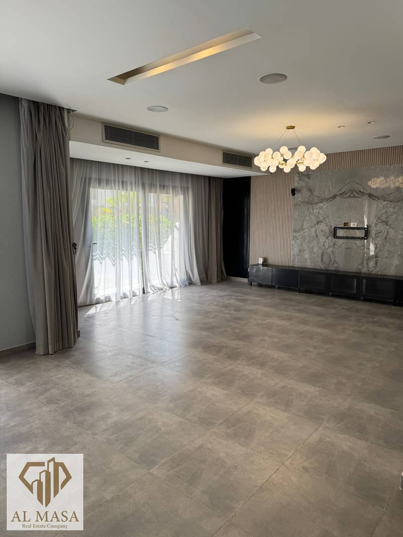 5 WhatsApp Image 2025-12-10 at 15.52. 18_2d96956f. jpg