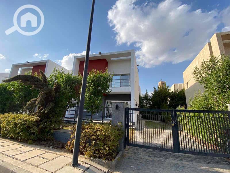 3 9e061a1b-22d3-4a27-ac8e-ae271d1f8147. jpg