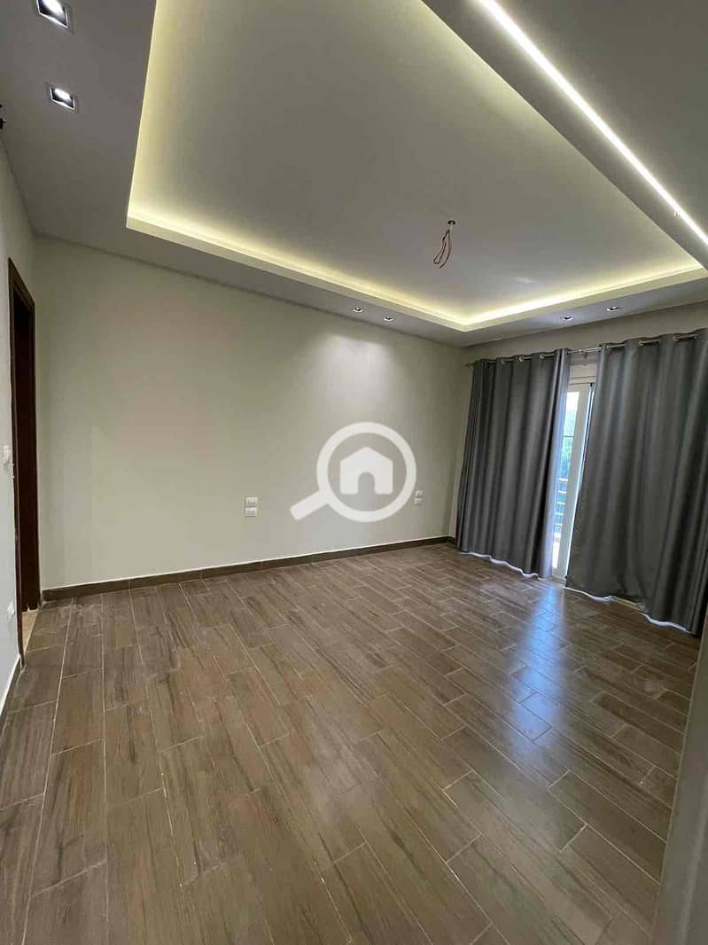 6 9e9078b0-4aa8-4155-bbcd-51f8ed221975. jpg