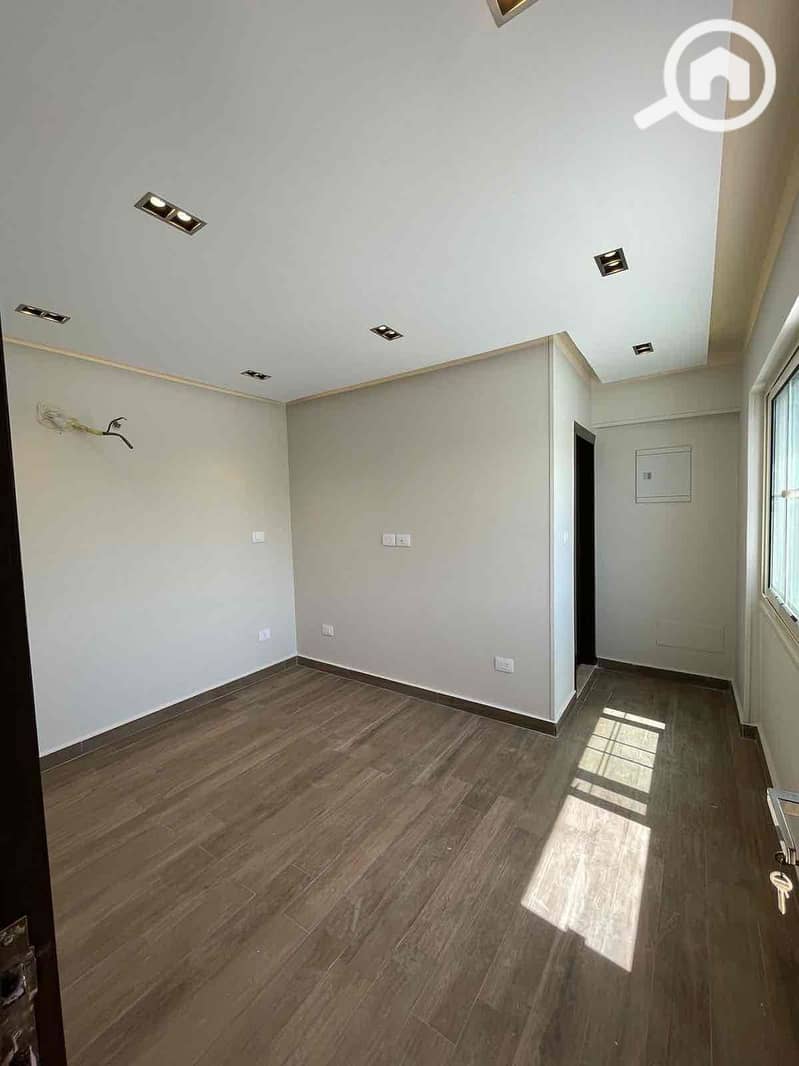 7 90d9b418-7f85-497c-91e3-1c11474175d1. jpg