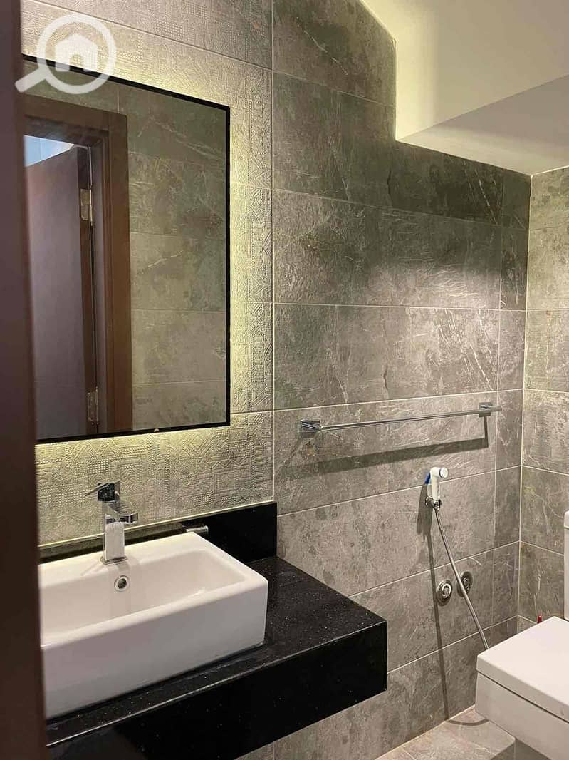 8 25caef38-c674-4a01-b29e-61c115c5f23d. jpg