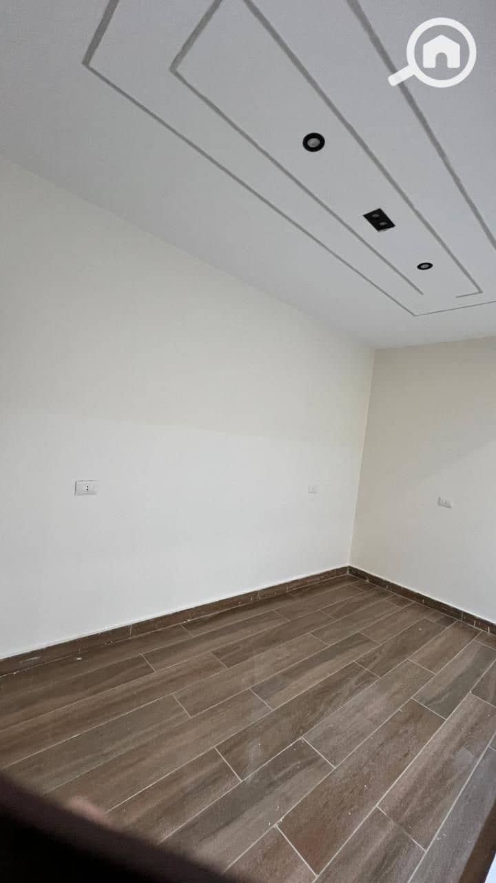 7 470df25c-6265-4bdd-b9af-f320a9703c36. jpeg