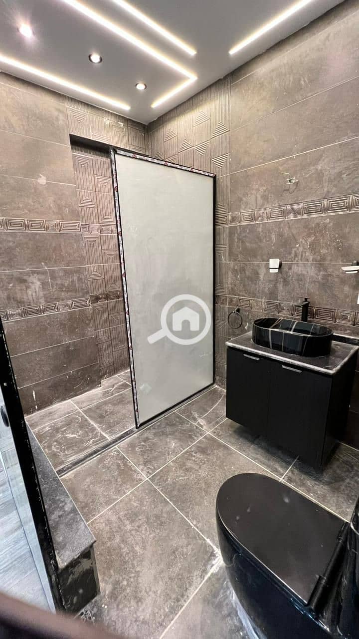 17 2803f9cf-0d5d-4eeb-a798-e6411279a0b7. jpeg