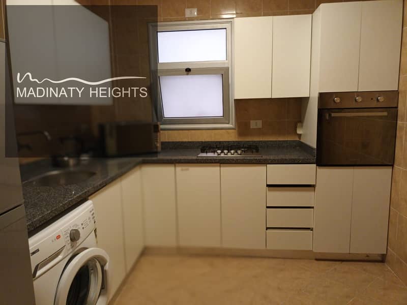 6 WhatsApp Image 2025-12-14 at 16.40. 32_775c7d64. jpg