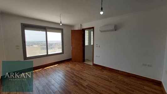 فیلا 4 غرف نوم للايجار في 6 أكتوبر، الجيزة - WhatsApp Image 2025-12-14 at 9.58. 33 PM (1). jpeg