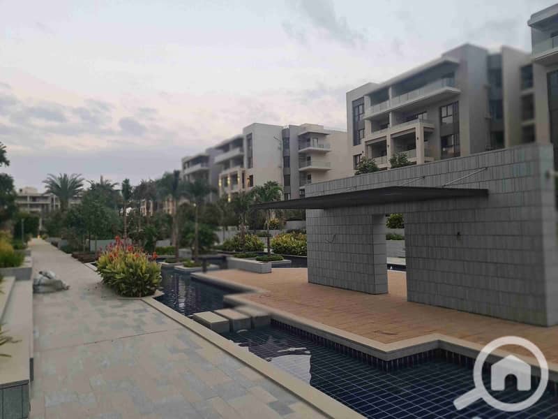 20251010_183016. jpg 20251010_183016. jpg