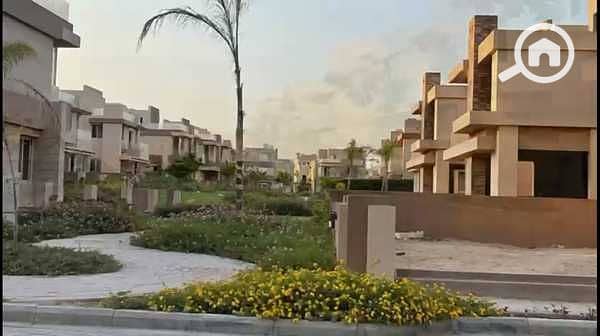 5 MLoxBZ0AxdWPLhRscdZL1NeFomIKOFJS6iw4eMaG. jpeg