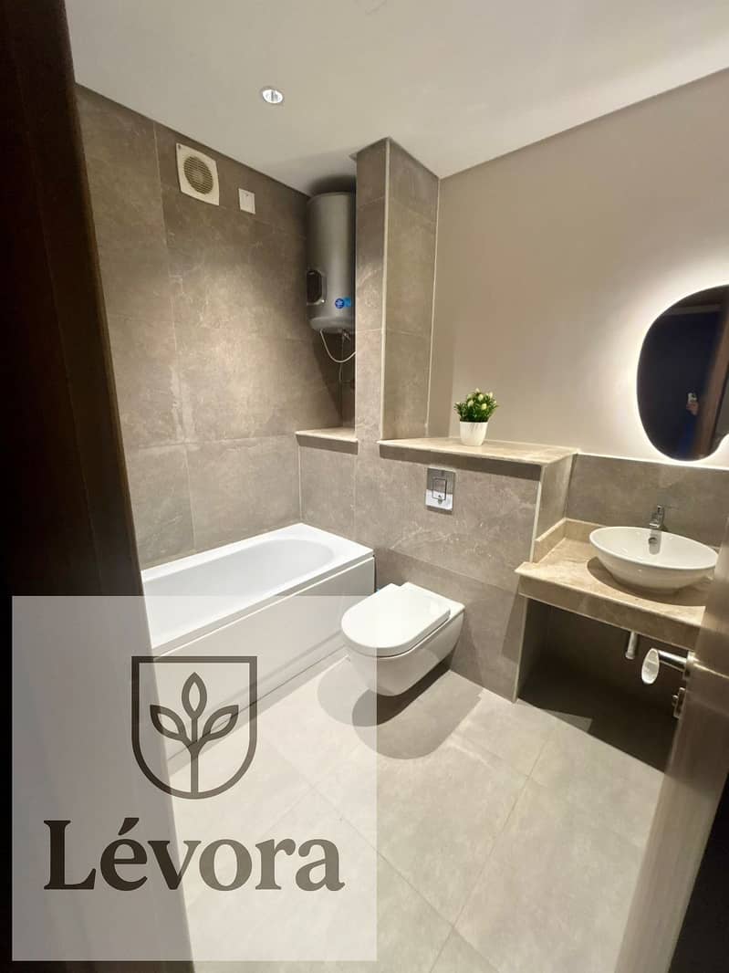 4 WhatsApp Image 2025-12-12 at 16.50. 59. jpeg