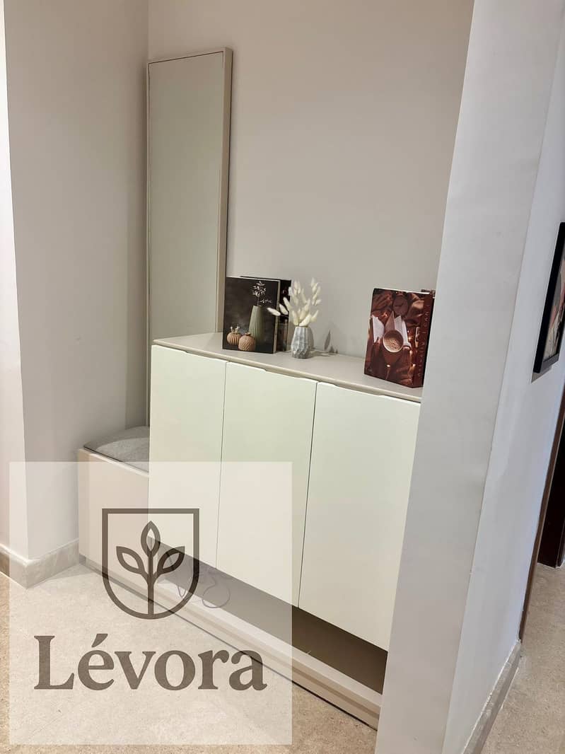 10 WhatsApp Image 2025-12-12 at 16.51. 00 (5). jpeg