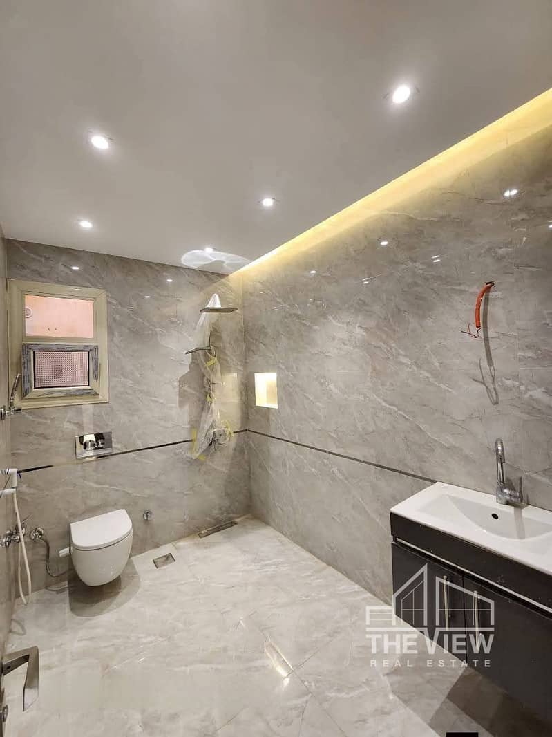 2 WhatsApp Image 2025-12-14 at 22.47. 59_7815f449. jpg