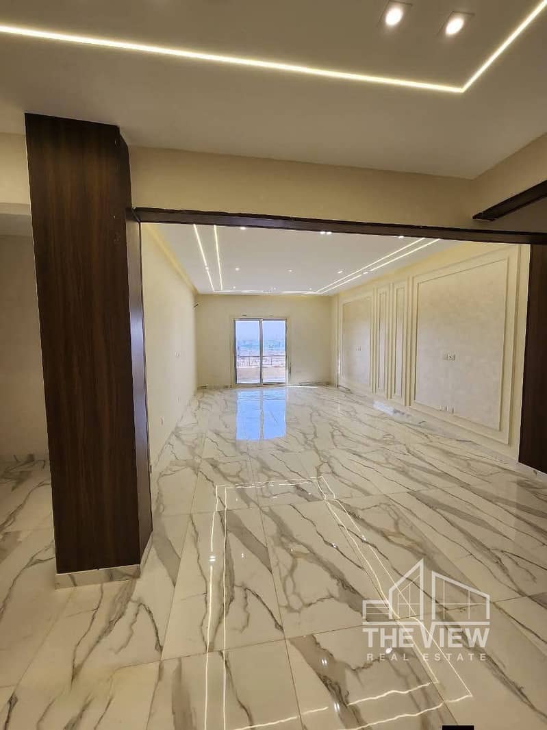 4 WhatsApp Image 2025-12-14 at 22.48. 00_5538ec43. jpg