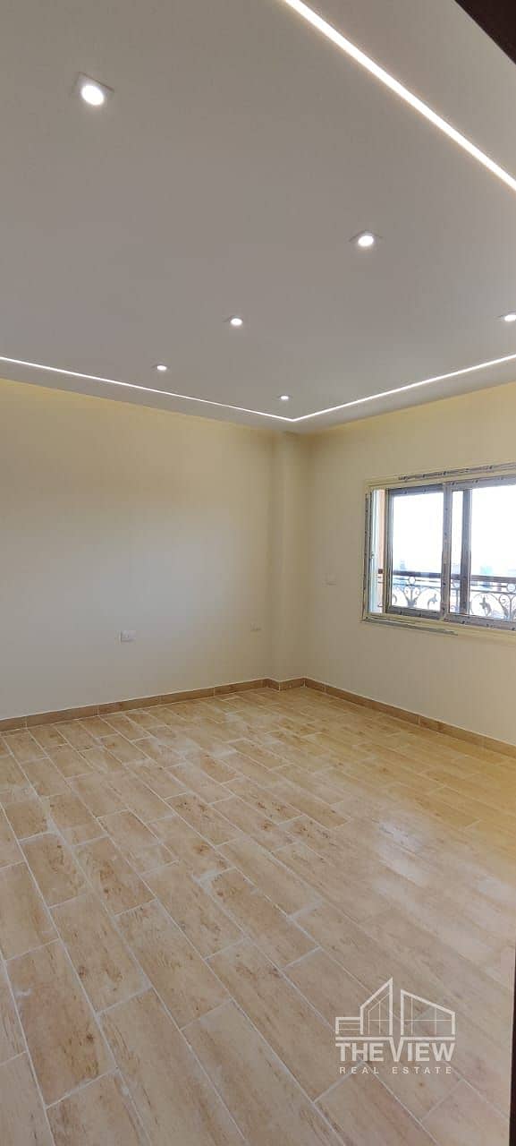 5 WhatsApp Image 2025-12-14 at 22.51. 19_bcd79423. jpg