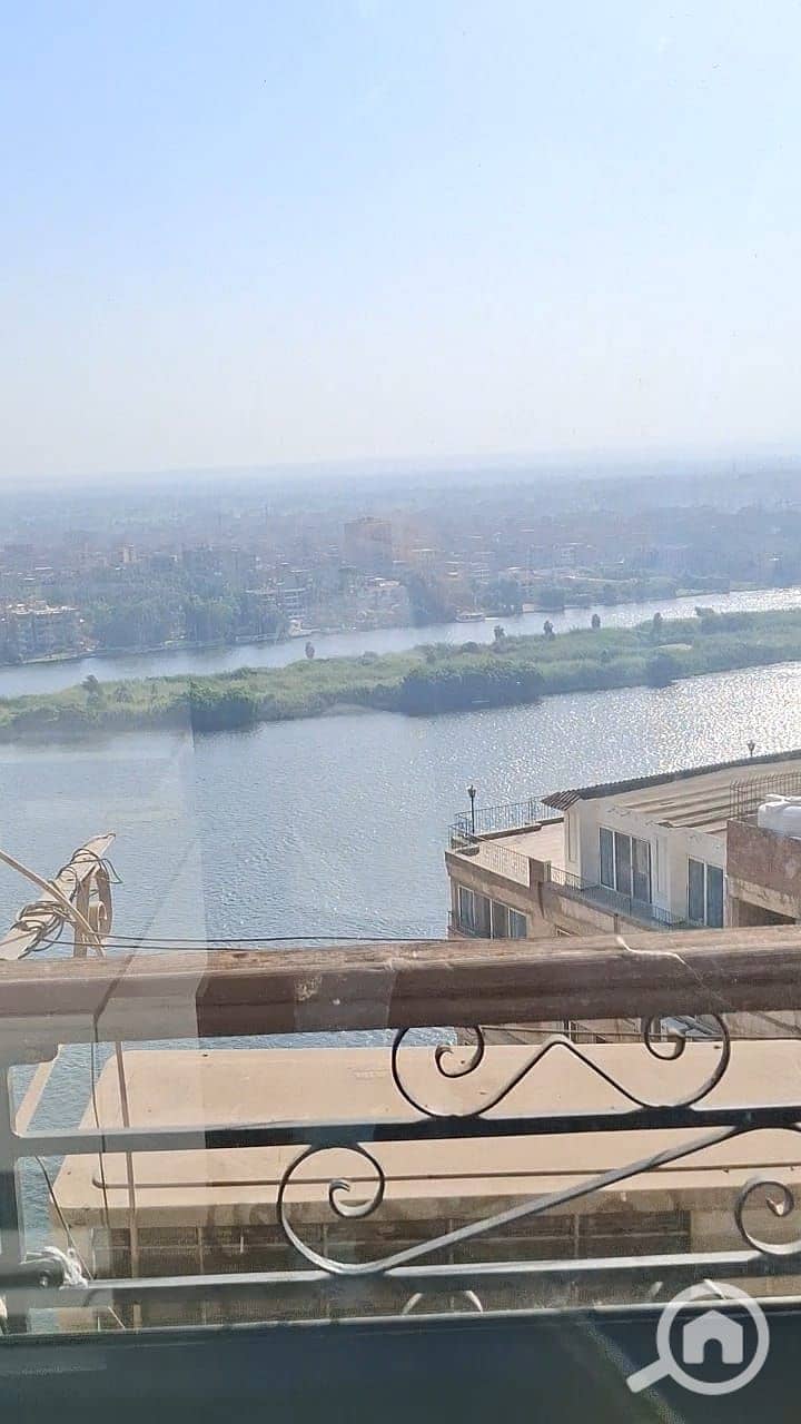 3 7c0c24d3-0f54-4f1d-b674-e420cd1d9e6d. jpeg