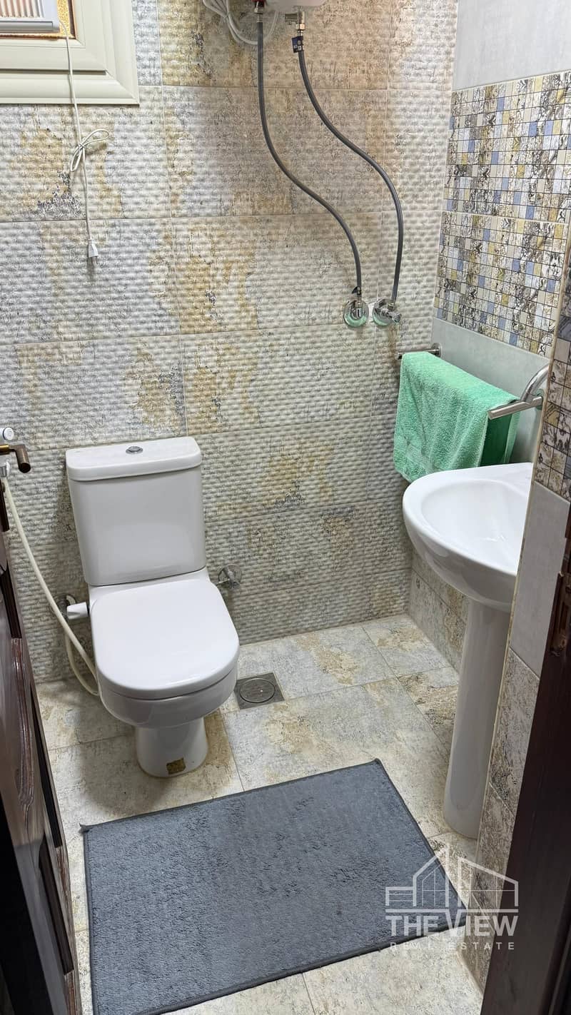 5 WhatsApp Image 2025-12-14 at 23.16. 54_e953661d. jpg