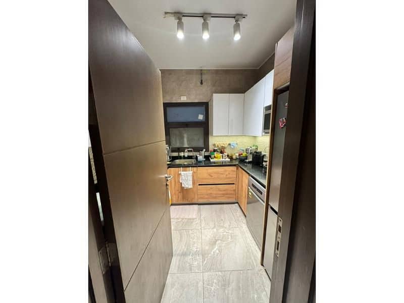 12 faba1b50-3128-4825-a4ea-4f0e413ff950. jpg