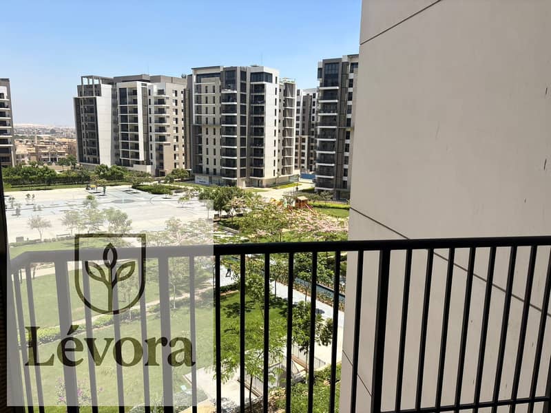 25 WhatsApp Image 2025-12-14 at 22.44. 04 (2). jpeg