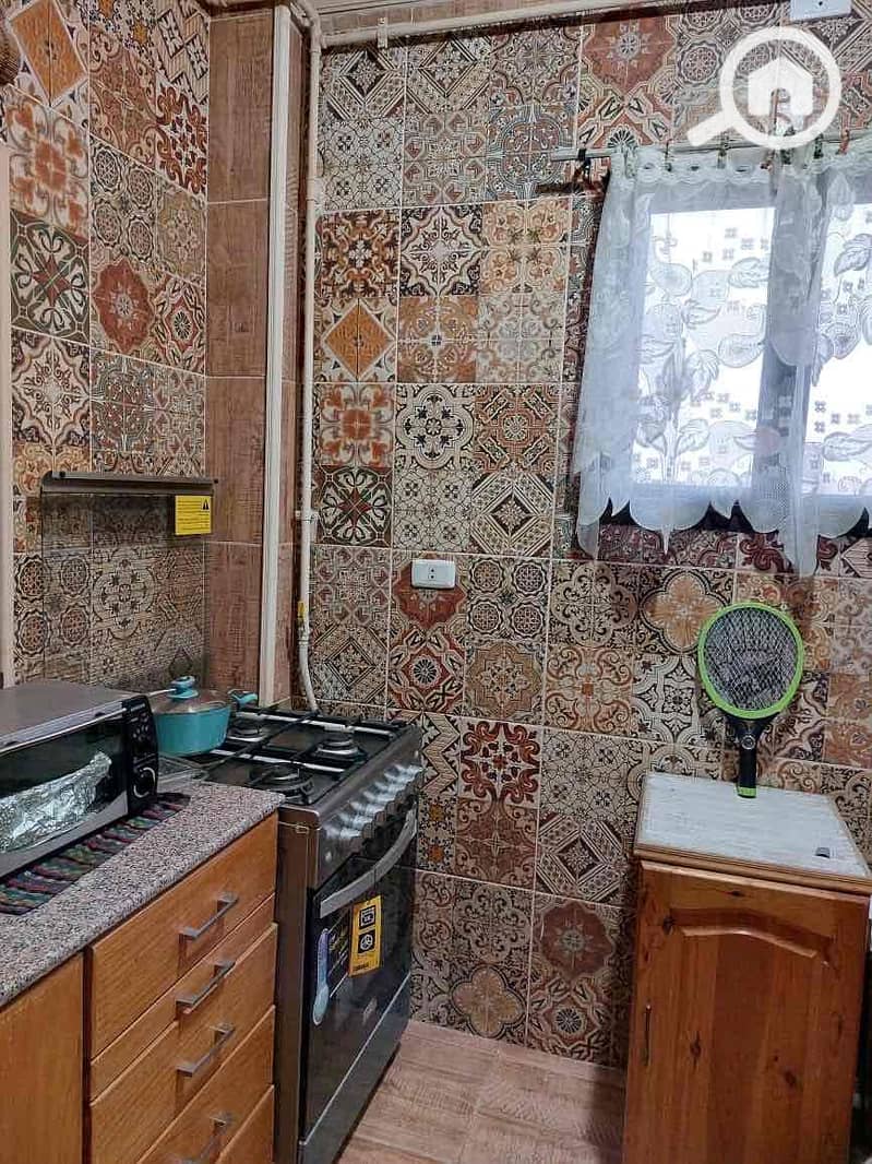 8 570ebe7e-d90e-4d96-a8be-38099b2a3dfa. jpg