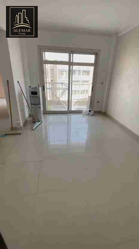 1000177425. jpg 1000177425. jpg