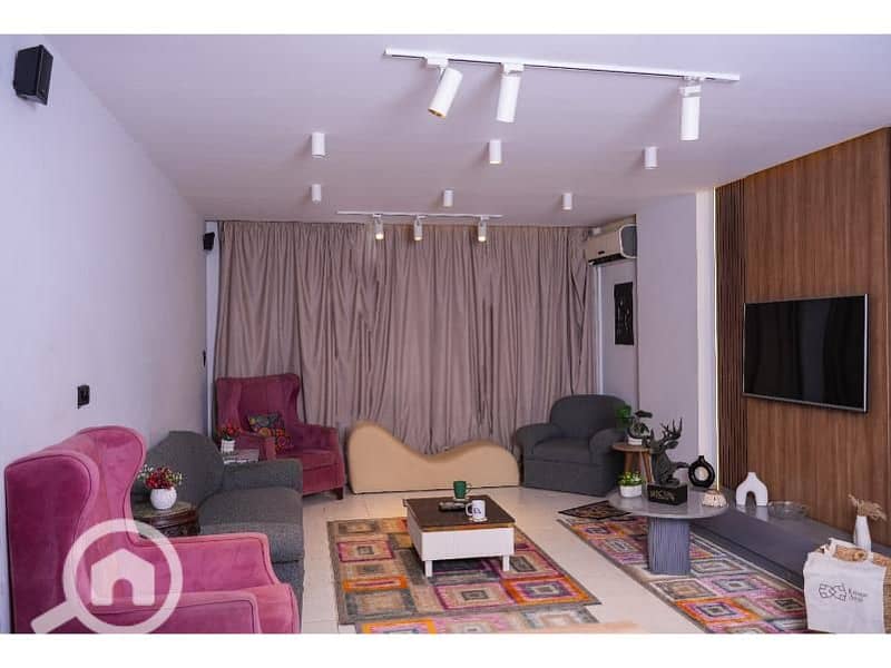 11 dcda04eb-b419-4334-b5c7-81276b8fa2f2. jpg