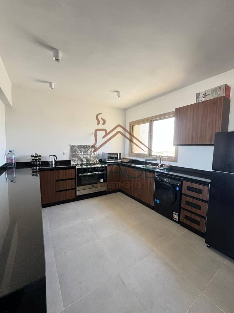 10 WhatsApp Image 2025-12-14 at 5.20. 43 PM. jpeg