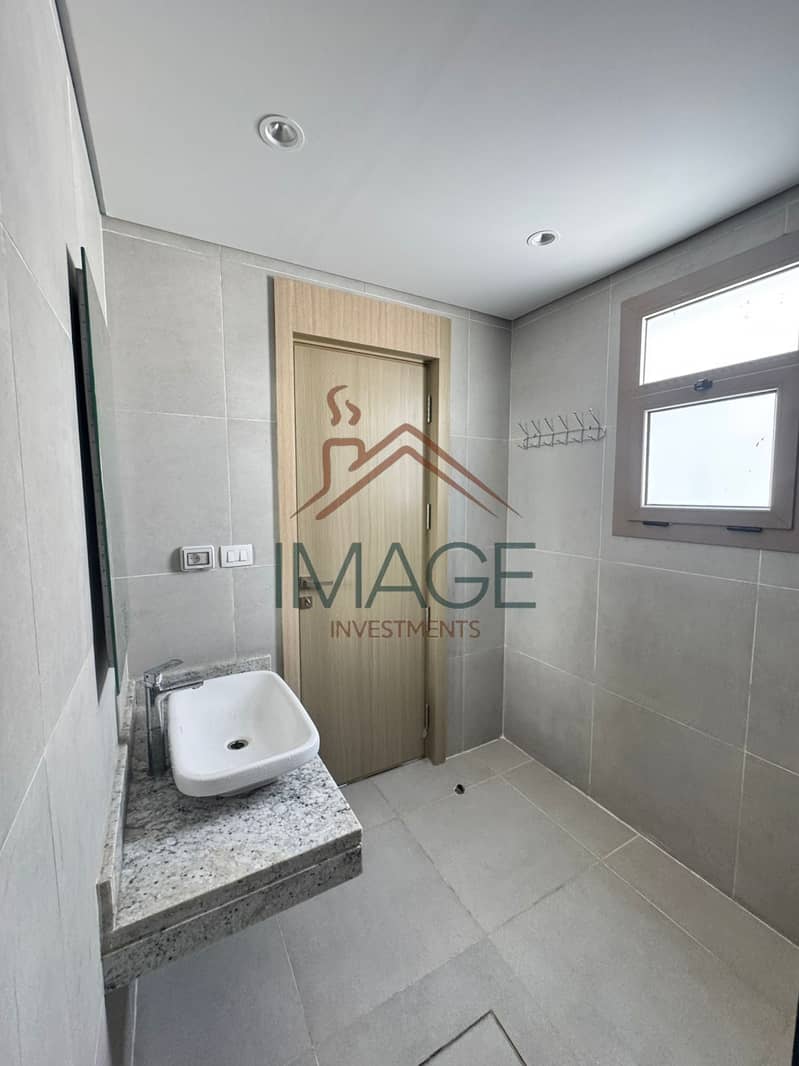 11 WhatsApp Image 2025-12-14 at 5.20. 42 PM. jpeg