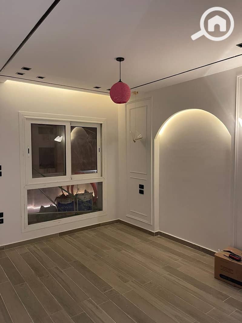 7 WhatsApp Image 2025-12-15 at 00.23. 39 (4). jpeg