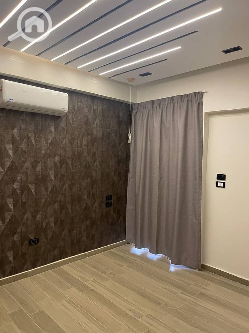 8 WhatsApp Image 2025-12-15 at 00.23. 39. jpeg