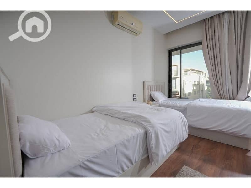 9 bbb53847-c948-4a36-af08-9b7e98a60f03. jpg