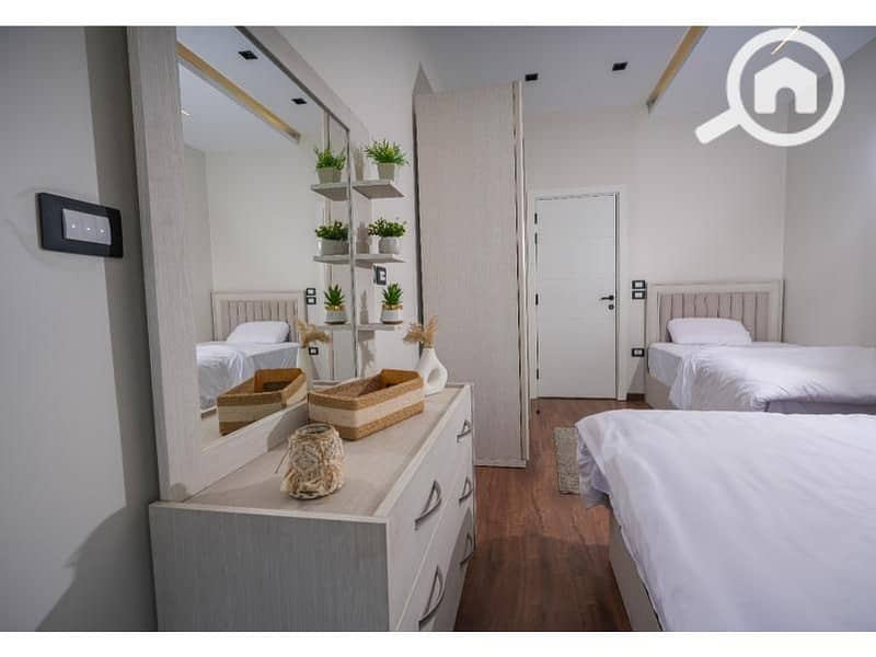 13 fecabfcb-9a27-44b1-b976-25223e20f69f. jpg