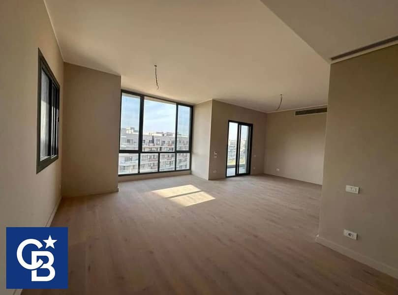 10 482024247_648365174546459_208269984440888382_n (1). jpg